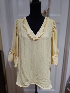 JODIFL Pale Yellow Ruffle V-Neck Blouse